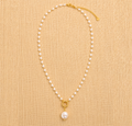 VB18-Minimal Pearl Necklace